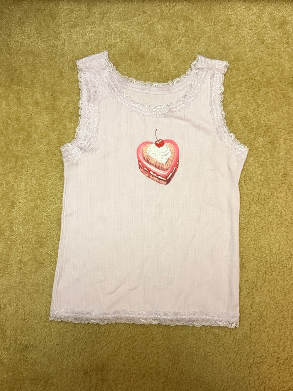 SO Pink Lace-Trim Tank Top with Heart Cake Patch
